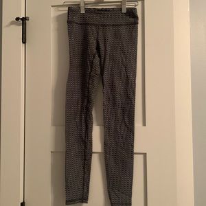 Patterned ivivva leggings